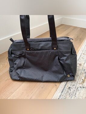 lululemon athletica Black Duffel Tote Bag